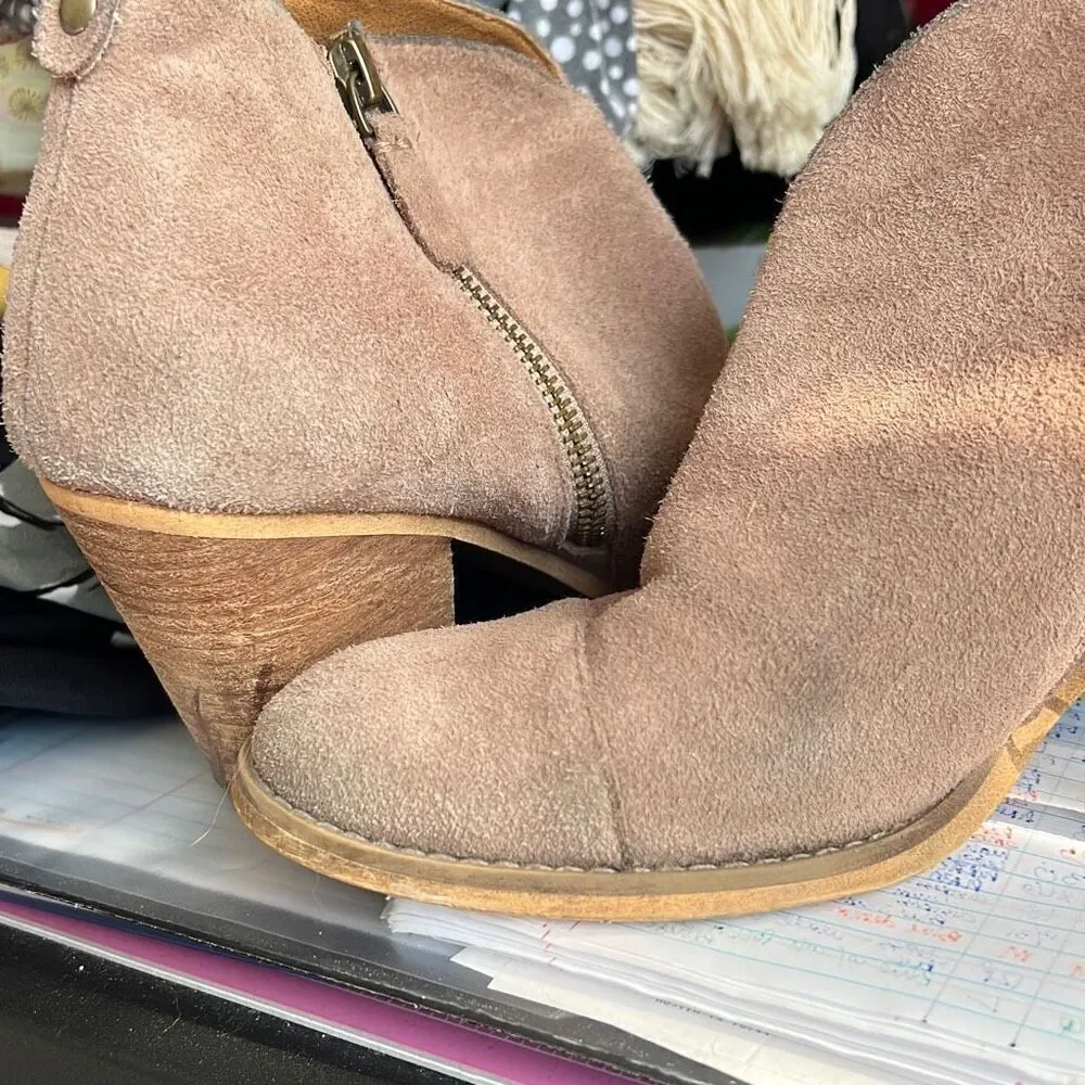 Susina Bootie - Picture 10 of 10
